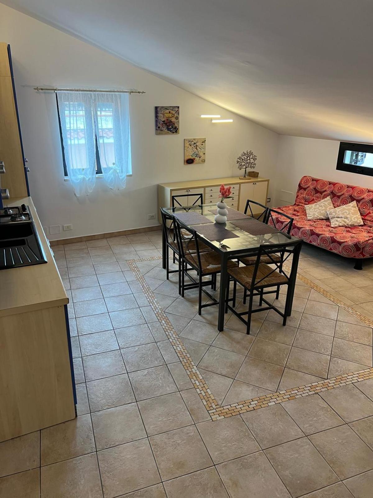 Marconi Apartment *